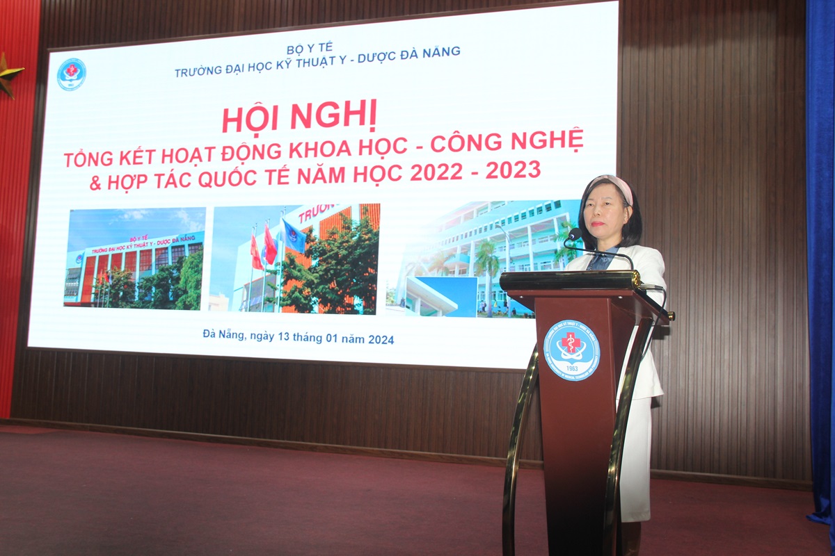 Da Nang University of Medical Technology and Pharmacy held a conference to summarize Science-Technology and International Cooperation activities for the 2022 - 2023 school year